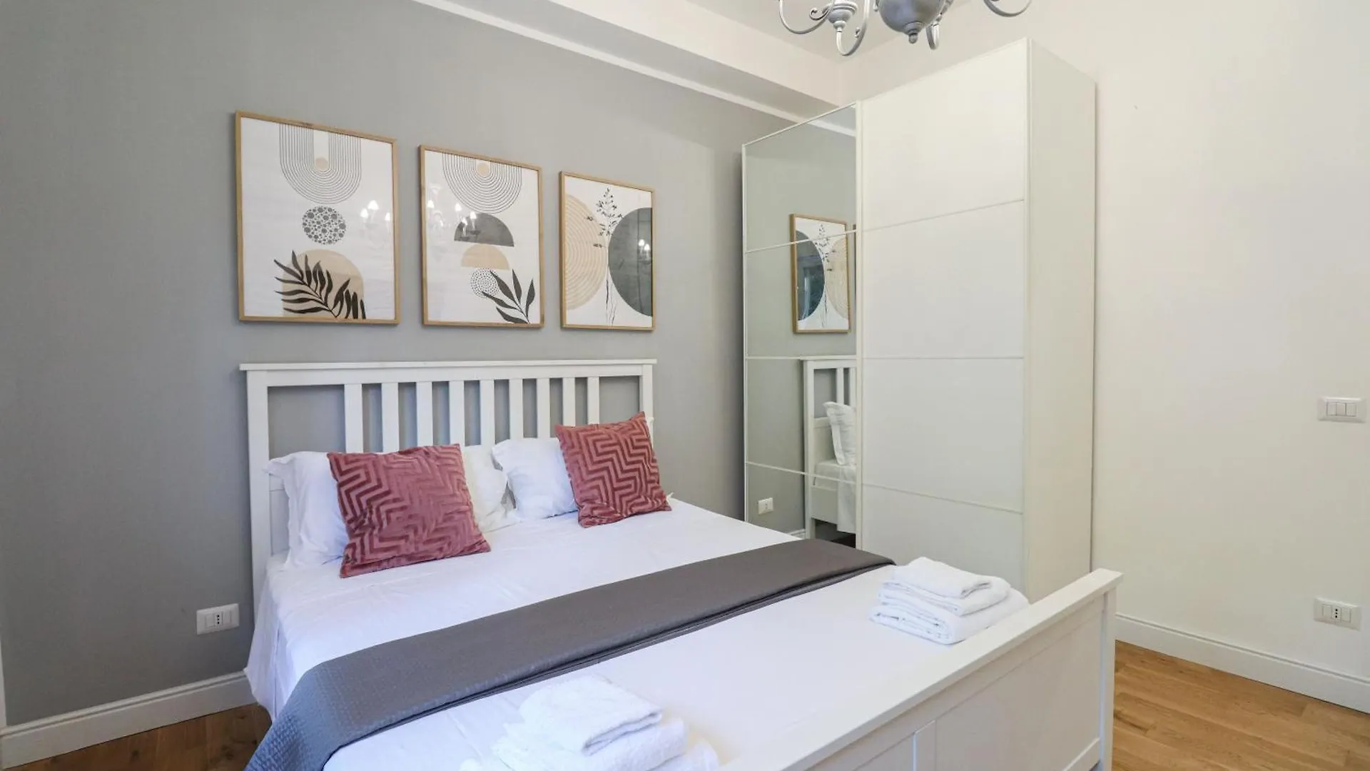 Casilina 403 Spacious Apartment 3Bdr And 3 Bath Rome