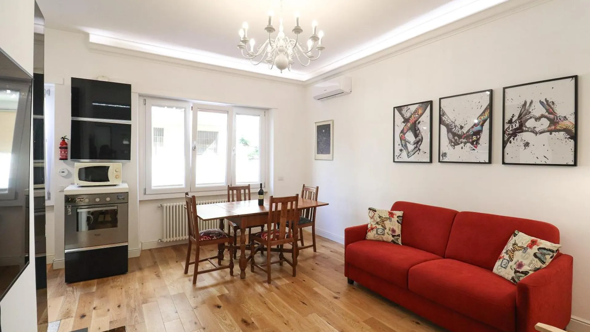 Casilina 403 Spacious Apartment 3Bdr And 3 Bath Rome