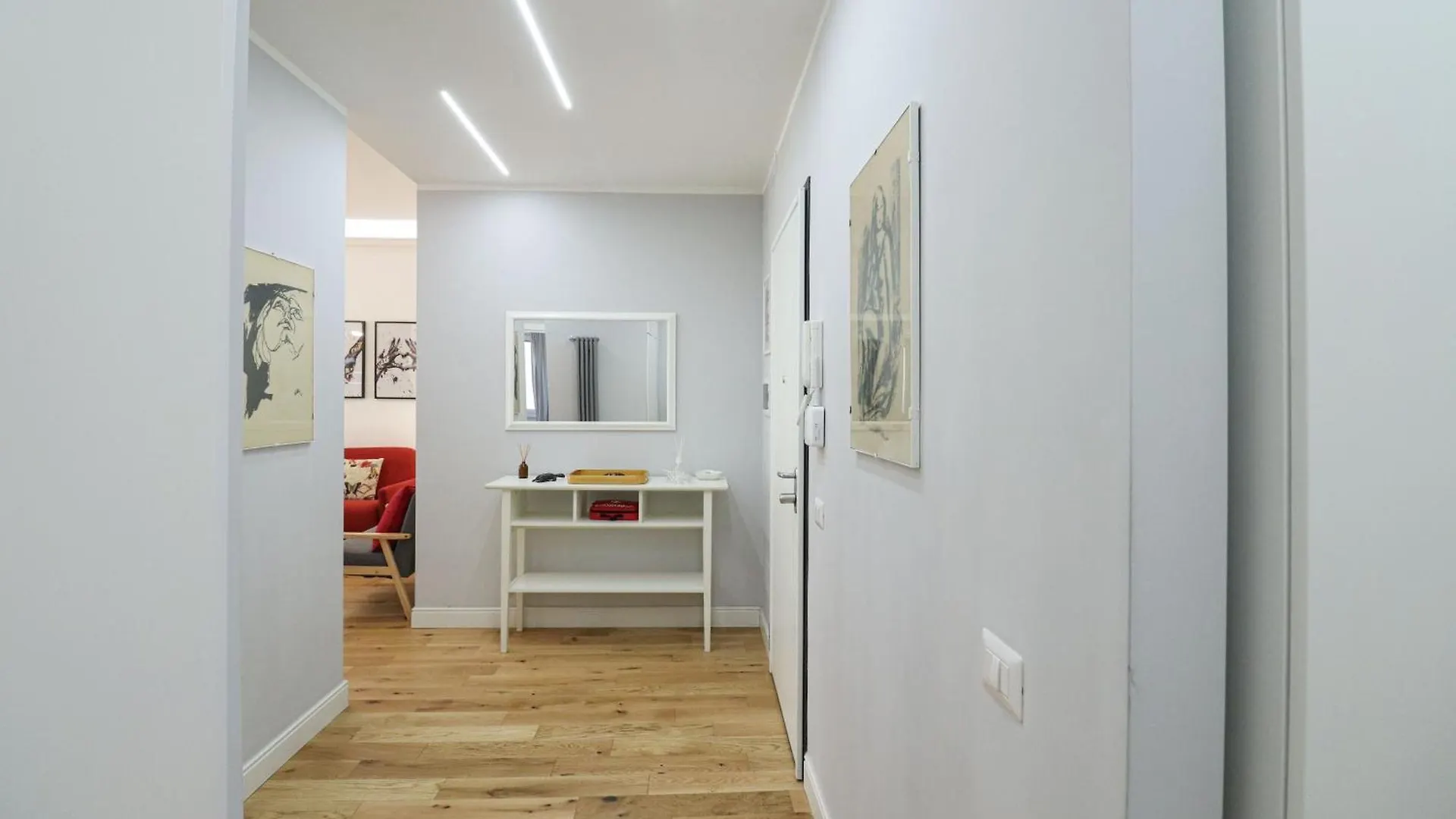 Casilina 403 Spacious Apartment 3Bdr And 3 Bath Rome